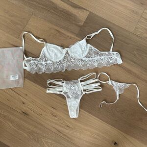Women’s Kaei & Shi lingerie set. Small. NWT